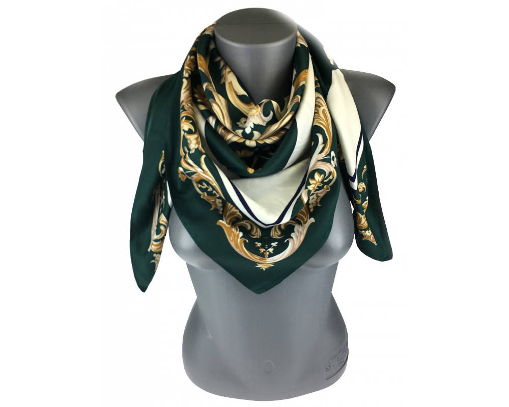 Jak wiązać apaszkę do płaszcza