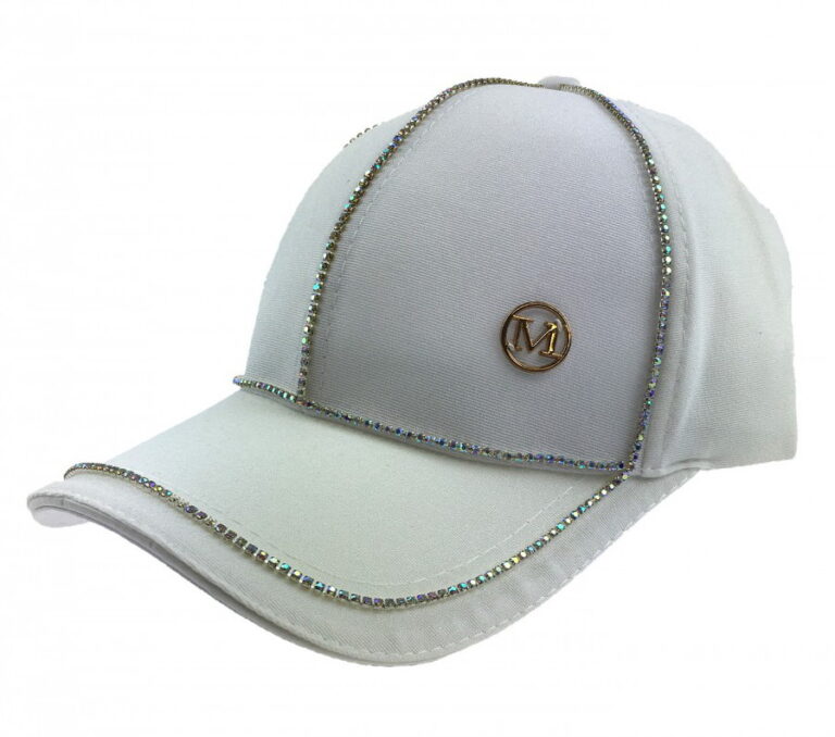 Jak nosić czapkę z daszkiem