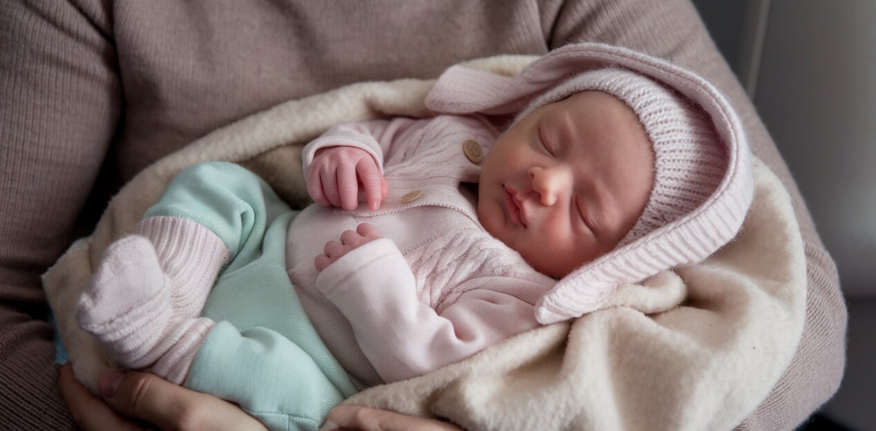 Jak ubrać noworodka zimą ze szpitala